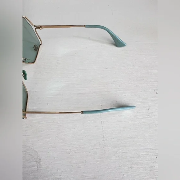 Gucci GG0817S 003 Gold/green 65-17-140 Sunglasses - Picture 12 of 16